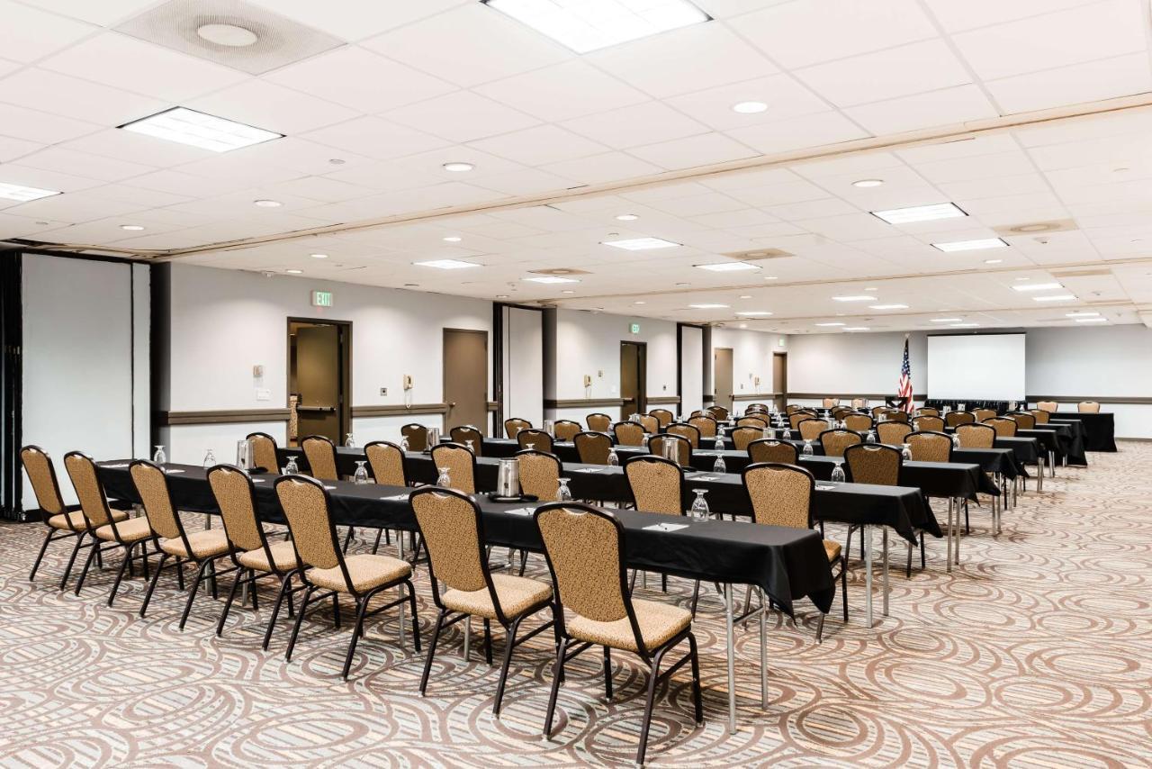 Radisson Hotel Denver-Aurora Εξωτερικό φωτογραφία