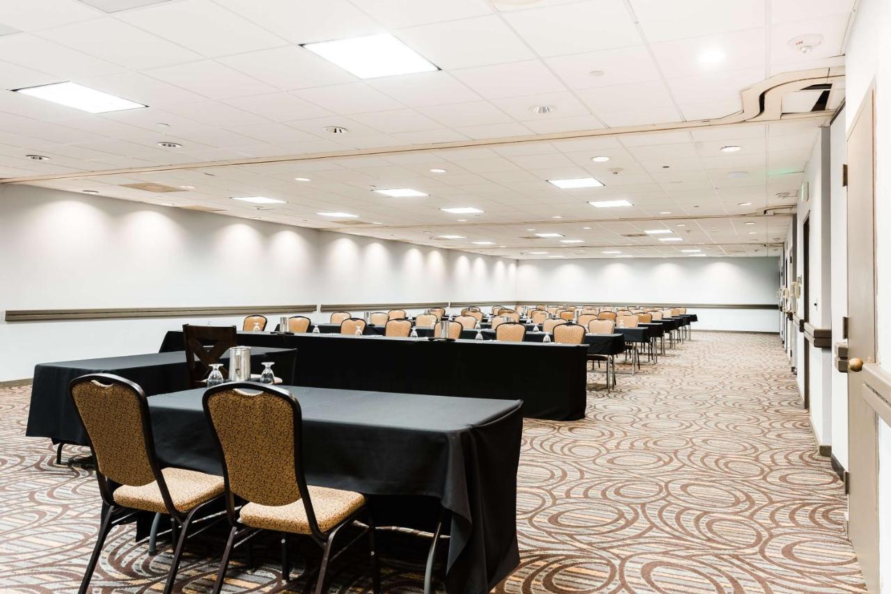 Radisson Hotel Denver-Aurora Εξωτερικό φωτογραφία